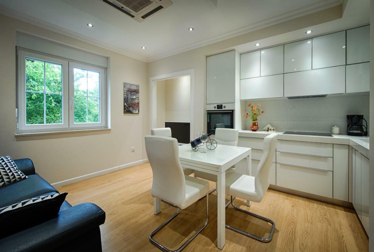 Marella Luxe At The Bacvice & Centre Apartmán